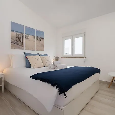 Bright - 5min To The By Lovelystay Apartment *