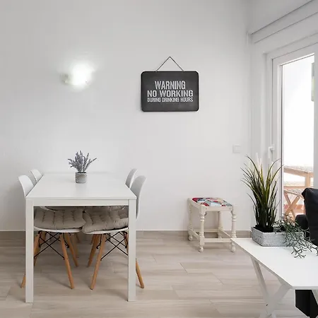 Bright - 5min To The By Lovelystay Apartment *