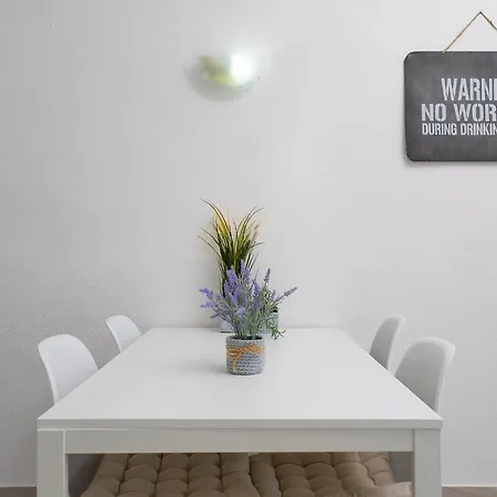 Appartement Bright - 5min To The By Lovelystay Albufeira