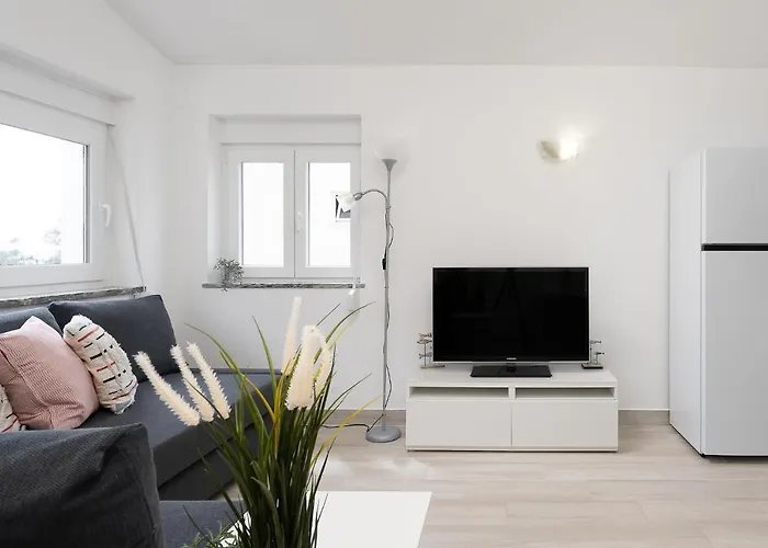 Bright - 5min To The By Lovelystay 아파트 *