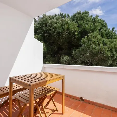 Apartment Bright - 5min To The By Lovelystay